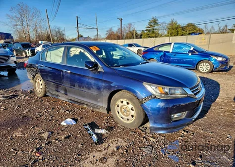 2013 Honda Accord Sport z USA, uszkodzony, nr VIN 1HGCR2F55DA229261